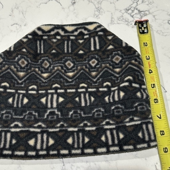 Winter Beenie Hat - Picture 4 of 4